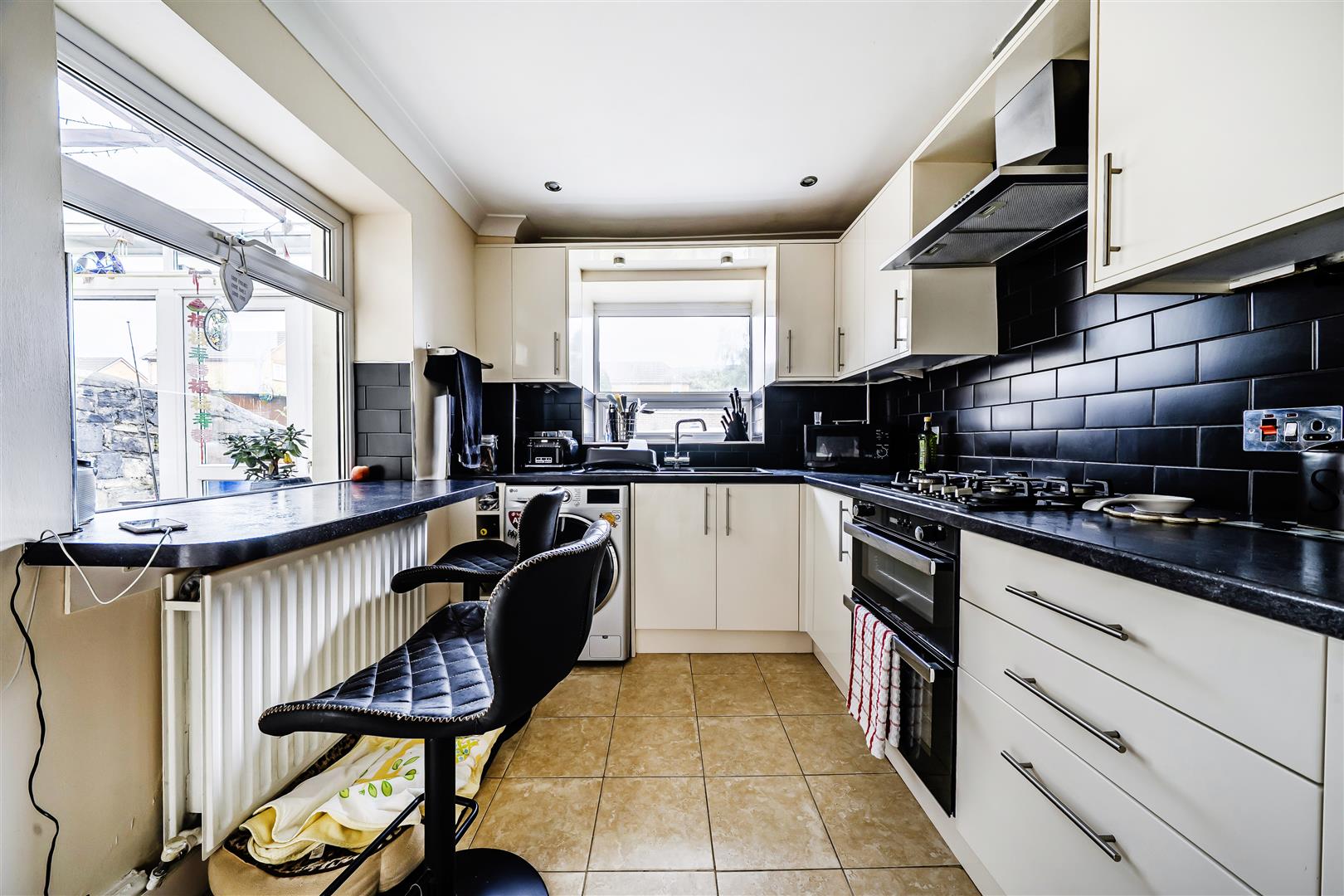 1372 Neath Road, Hafod, Swansea, SA1 2HL